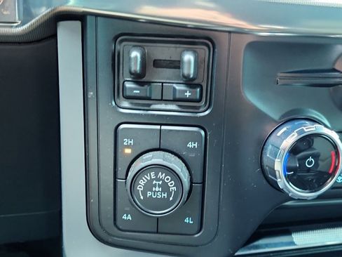 Certified 2024 Ford F150 Lariat w/ FX4 Off-Road Package image 25