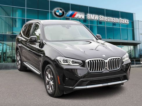 Certified 2023 BMW X3 xDrive30i w/ Premium Package w/ZPA image 3