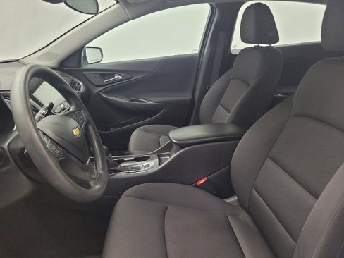 Used 2025 Chevrolet Malibu LS FWD image 17