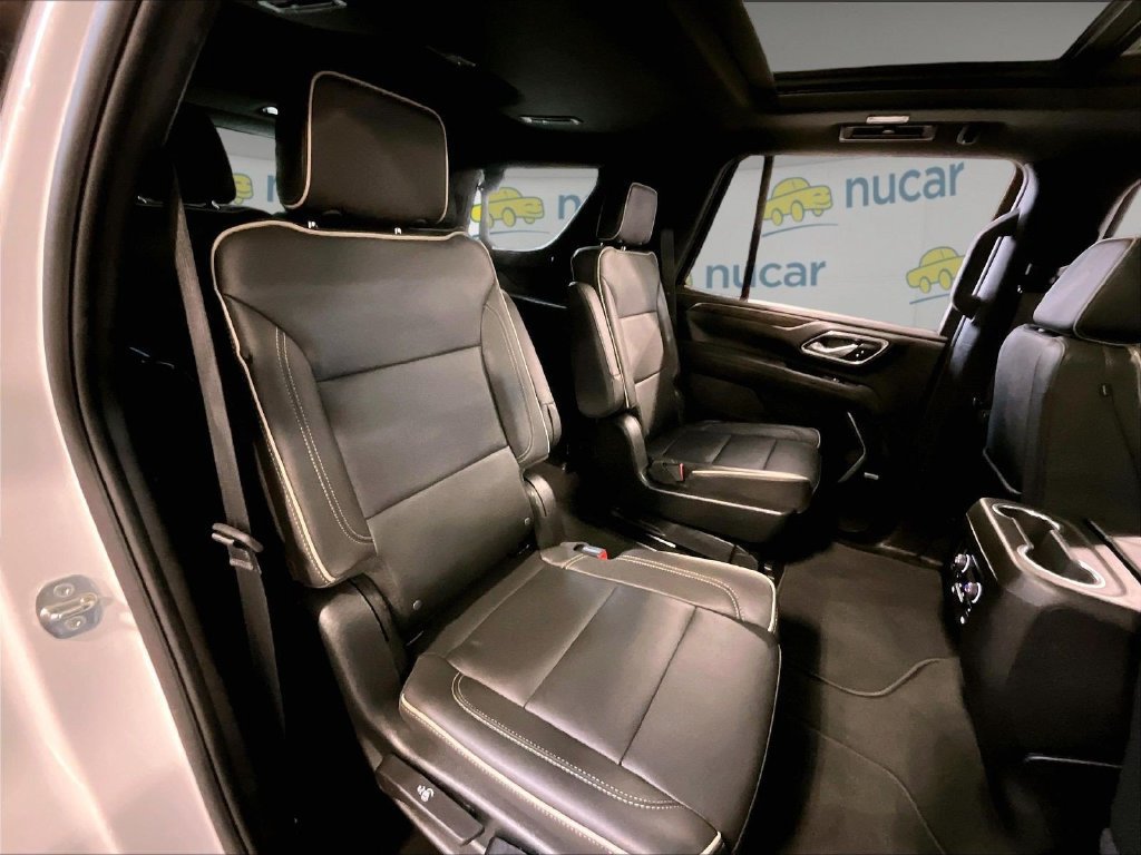Used 2023 Chevrolet Tahoe Premier AWD/4WD image 16