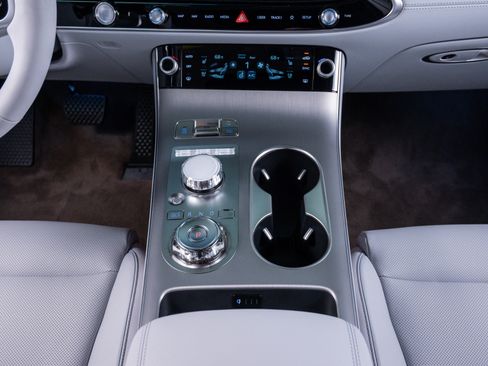 New 2026 Genesis GV70 2.5T Advanced AWD/4WD image 27