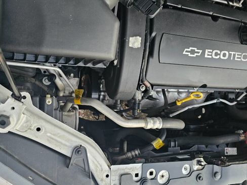 Used 2017 Chevrolet Sonic LT image 45