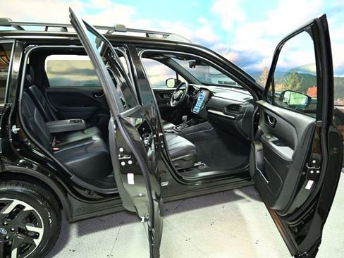 Used 2025 Subaru Forester Limited image 46