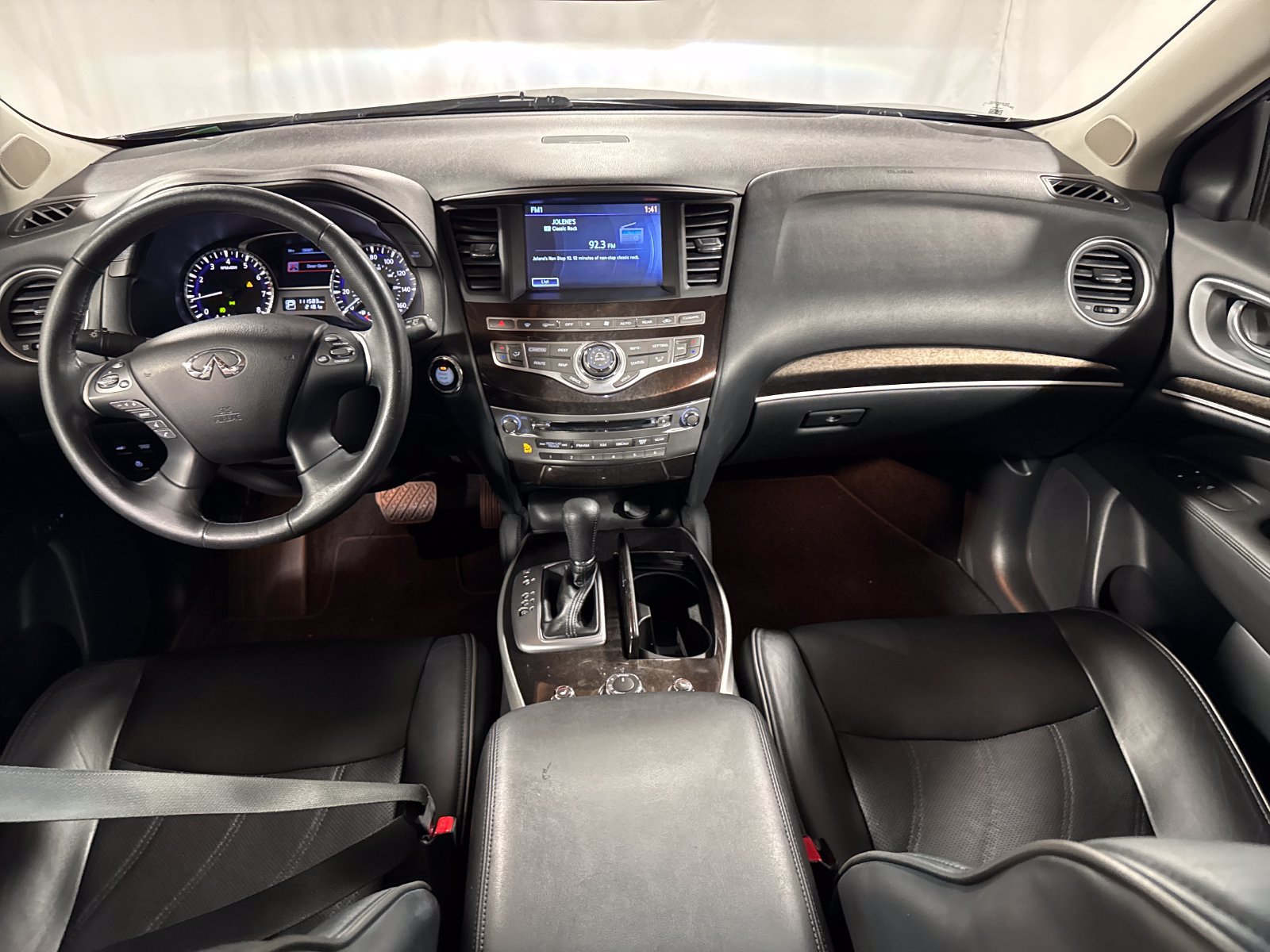 Used 2015 INFINITI QX60 Luxe w/ Premium Plus Package AWD/4WD image 4