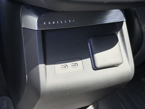 Certified 2024 Cadillac Lyriq Sport w/ LPO, Floor Liner Package AWD/4WD image 15