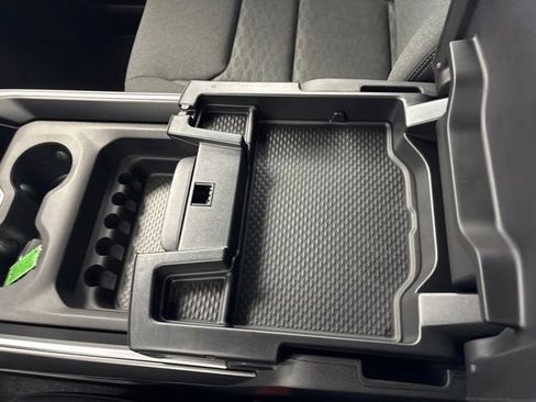 New 2026 RAM 1500 Express AWD/4WD image 39