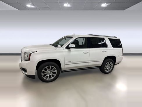 Used 2018 GMC Yukon Denali w/ Enhanced Security Package AWD/4WD image 18