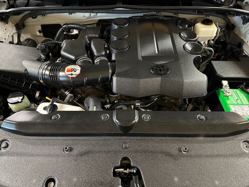 Used 2014 Toyota 4Runner Limited image 60