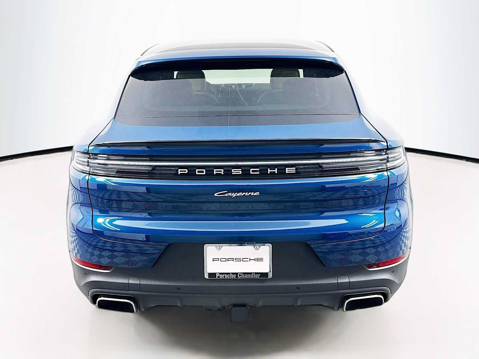 Used 2026 Porsche Cayenne Coupe AWD/4WD image 10