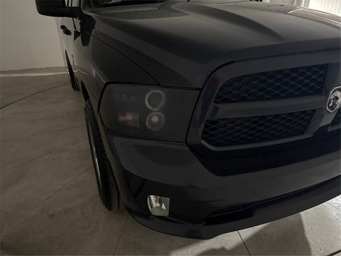 Used 2017 RAM 1500 Express image 35