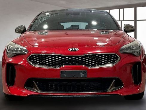 Used 2018 Kia Stinger GT2 AWD/4WD image 4