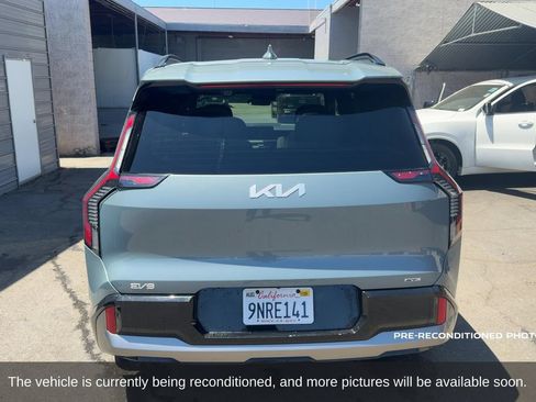 Used 2024 Kia EV9 GT-Line AWD/4WD image 7