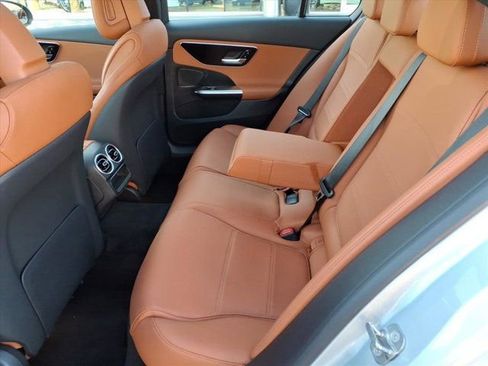 Used 2025 Mercedes-Benz C 300 4MATIC Sedan image 18