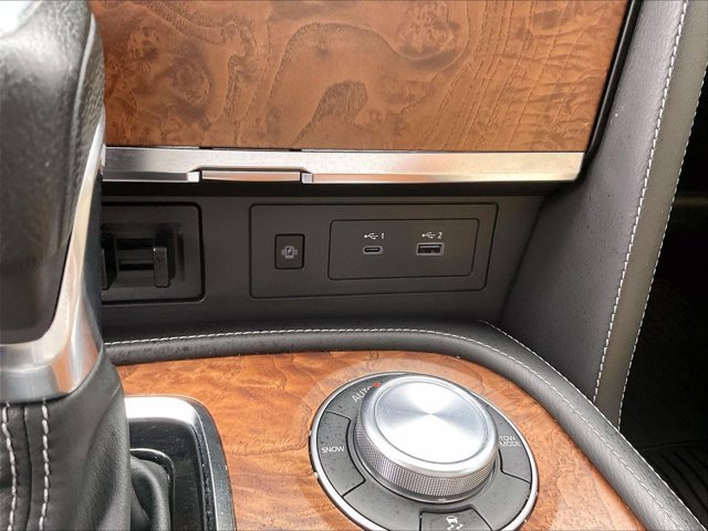 Used 2022 Nissan Armada SL w/ Captain's Chairs Package AWD/4WD image 26