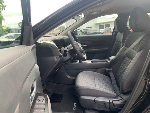New 2026 Nissan Kicks SV FWD image 18