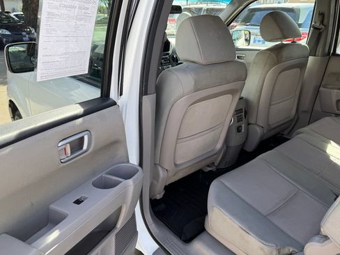 Used 2014 Honda Pilot EX image 12
