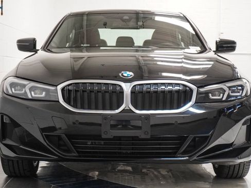 Used 2023 BMW 330i xDrive 330i xDrive w/ Driving Assistance Package image 40