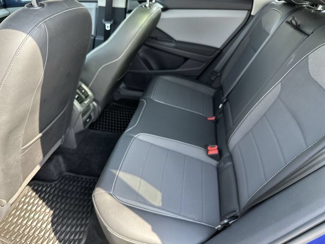 Used 2022 Volkswagen Taos SE FWD image 26