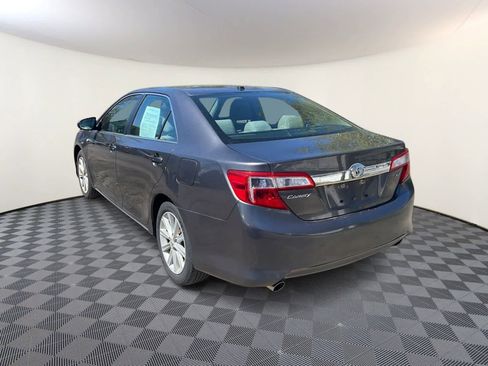 Used 2014 Toyota Camry XLE FWD image 6