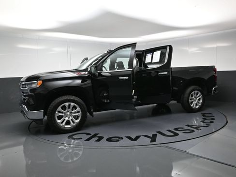 Used 2024 Chevrolet Silverado 1500 LTZ w/ Z71 Off-Road Package AWD/4WD image 21