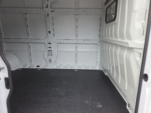 New 2025 RAM ProMaster 2500 FWD image 10