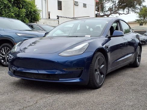 Used 2023 Tesla Model 3 Standard Range RWD image 24