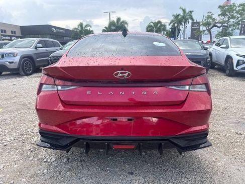 Used 2023 Hyundai Elantra SEL w/ Convenience Package FWD image 7