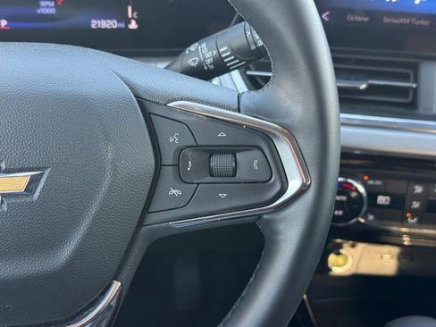 Used 2025 Chevrolet Trax LT w/ LT Convenience Package image 20