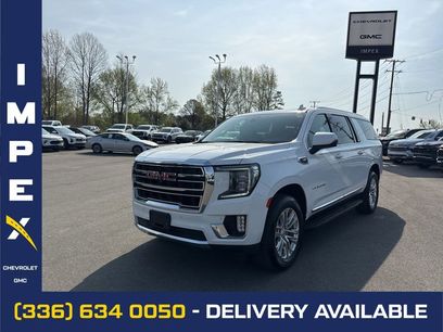 Used 2022 GMC Yukon XL SLT w/ SLT Premium Package