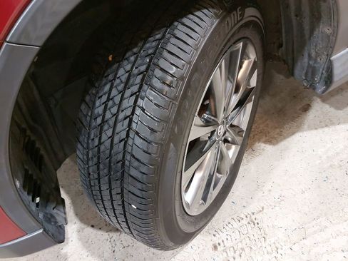 Used 2018 Toyota RAV4 Limited image 32