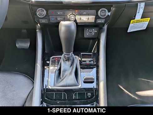 Used 2026 Jeep Compass Latitude AWD/4WD image 17