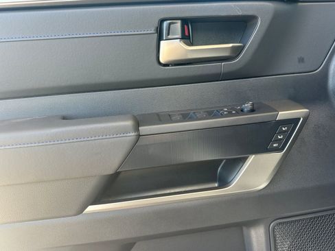 New 2026 Toyota Tundra Platinum AWD/4WD image 12