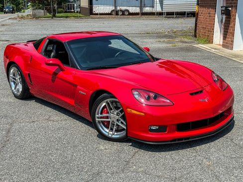 Used 2008 Chevrolet Corvette Z06 w/ Preferred Equipment Group RWD image 22