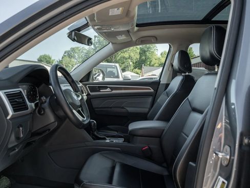 Used 2022 Volkswagen Atlas SE FWD image 7