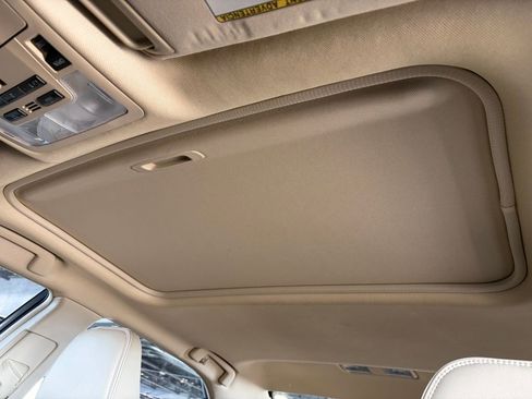 Used 2017 Toyota Camry XLE image 26