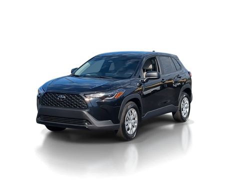 Used 2024 Toyota Corolla Cross L image 4