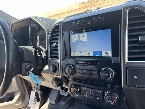 Used 2016 Ford F150 XLT w/ Equipment Group 302A Luxury AWD/4WD image 15