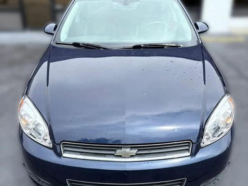 Used 2011 Chevrolet Impala LT w/ Luxury Edition Package FWD image 9
