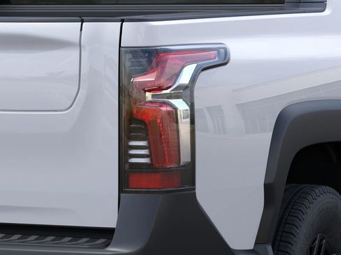 New 2025 Chevrolet Silverado EV LT image 33