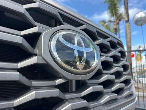 Used 2021 Toyota Tacoma TRD Sport image 44