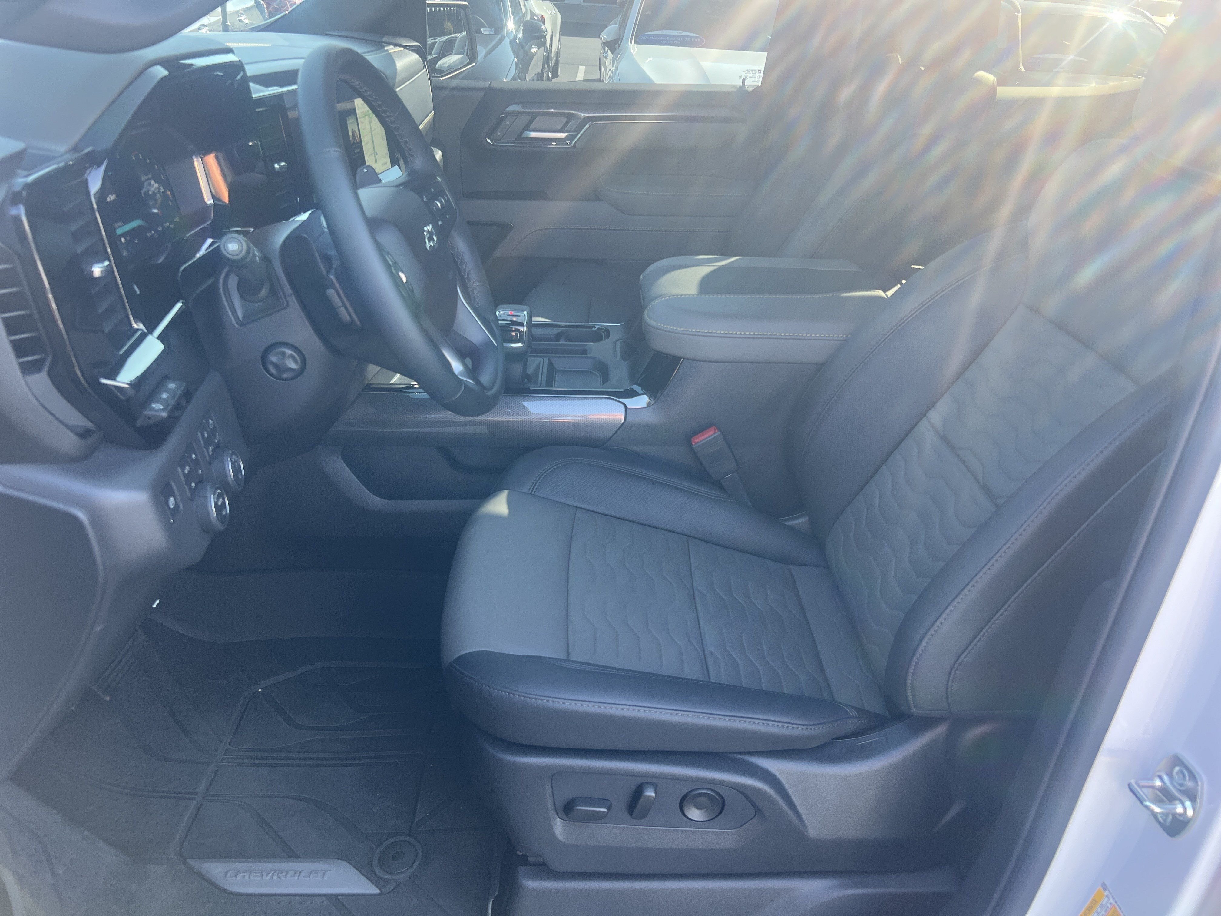Used 2026 Chevrolet Silverado 1500 ZR2 AWD/4WD image 16