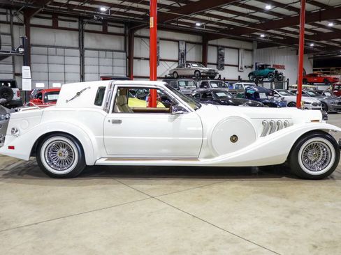 Used 1988 Ford Mustang LX image 10