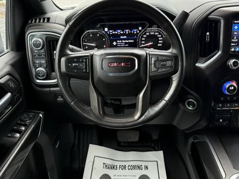 Used 2022 GMC Sierra 2500 AT4 w/ AT4 Premium Plus Package AWD/4WD image 30