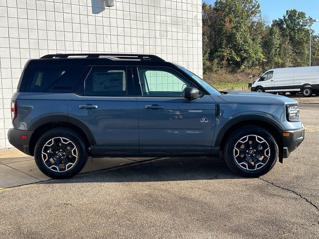 New 2026 Ford Bronco Sport Outer Banks w/ Outer Banks Tech Package+ AWD/4WD image 4