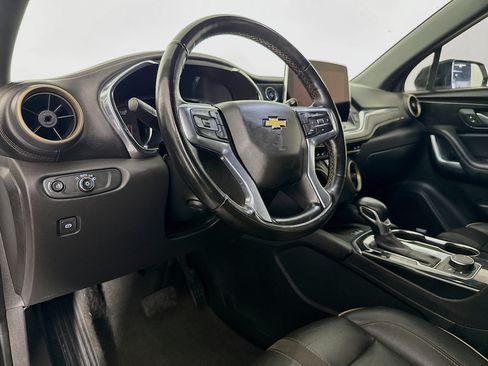 Used 2024 Chevrolet Blazer Premier w/ Enhanced Convenience Package FWD image 21