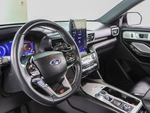 Used 2023 Ford Explorer ST w/ Equipment Group 401A image 23