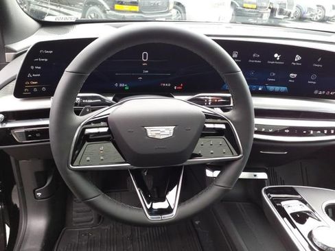 New 2025 Cadillac Lyriq Sport image 21