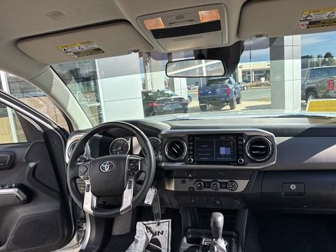 Used 2022 Toyota Tacoma SR5 image 30