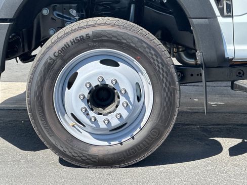 New 2025 Ford F450 XL w/ XL Chrome Package image 21