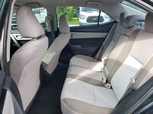 Used 2018 Toyota Corolla LE FWD image 25